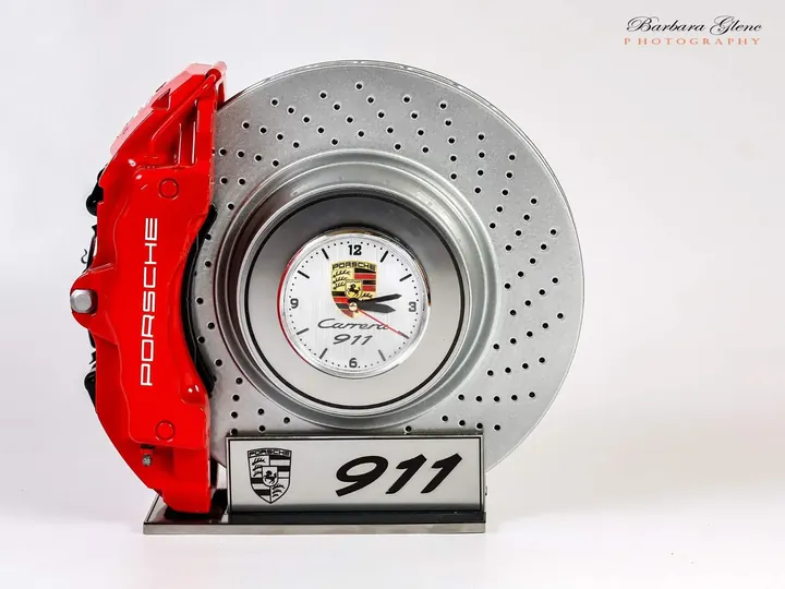 Zegar Porsche 911 Tarcza – wyróżniona realizacja motoryzacyjna YJA Moto Art